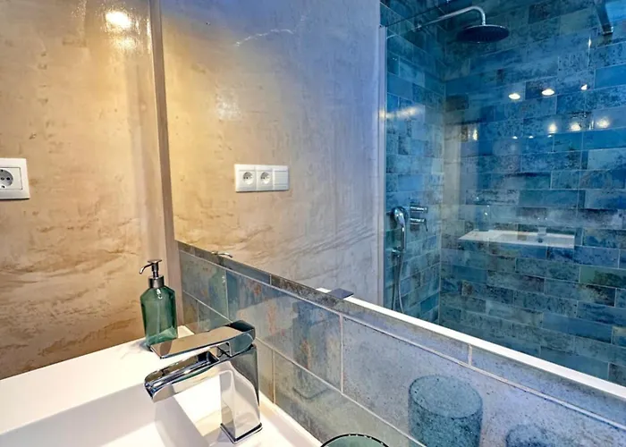 Cherry Deluxe * Ronda