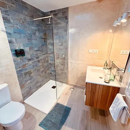 Cherry Deluxe * Ronda